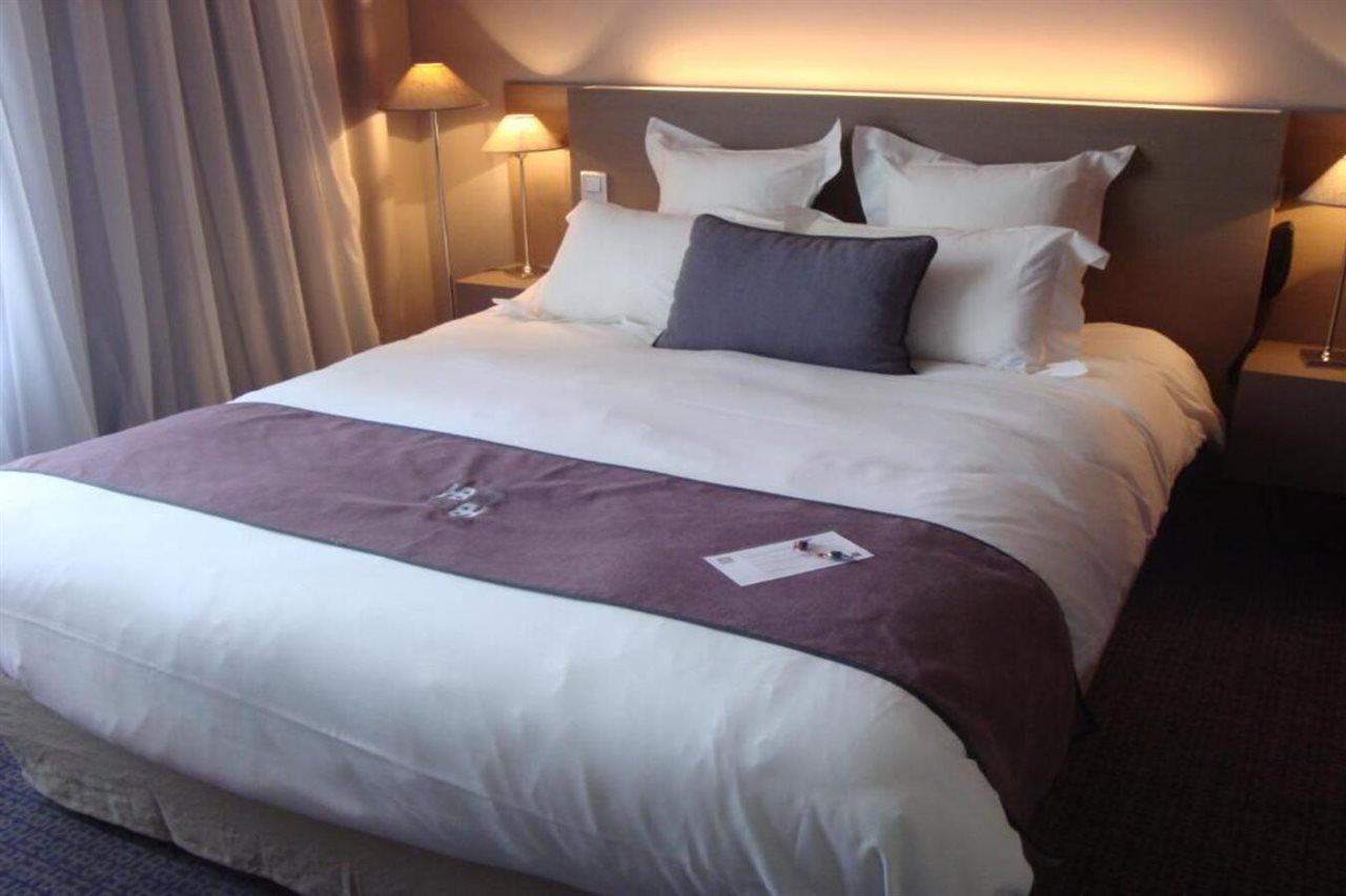 Best Western Hotel De La Breche Ніор Екстер'єр фото