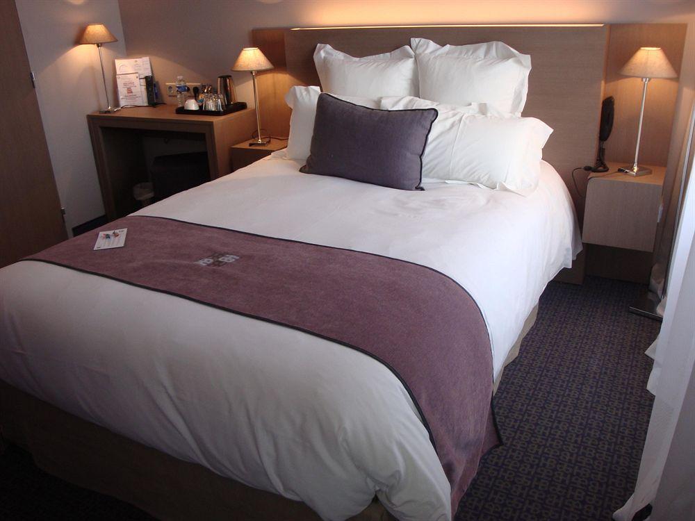 Best Western Hotel De La Breche Ніор Екстер'єр фото